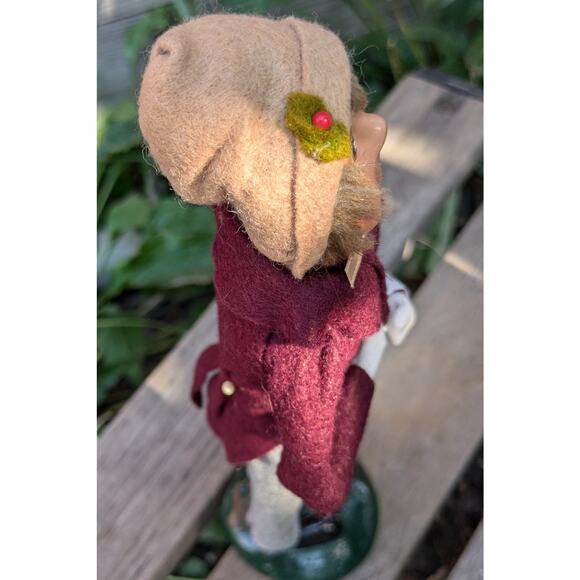 Byers' Choice Caroler 1987 Vintage Christmas Boy w/Rolled Sheet Music Red Coat - Picture 8 of 9